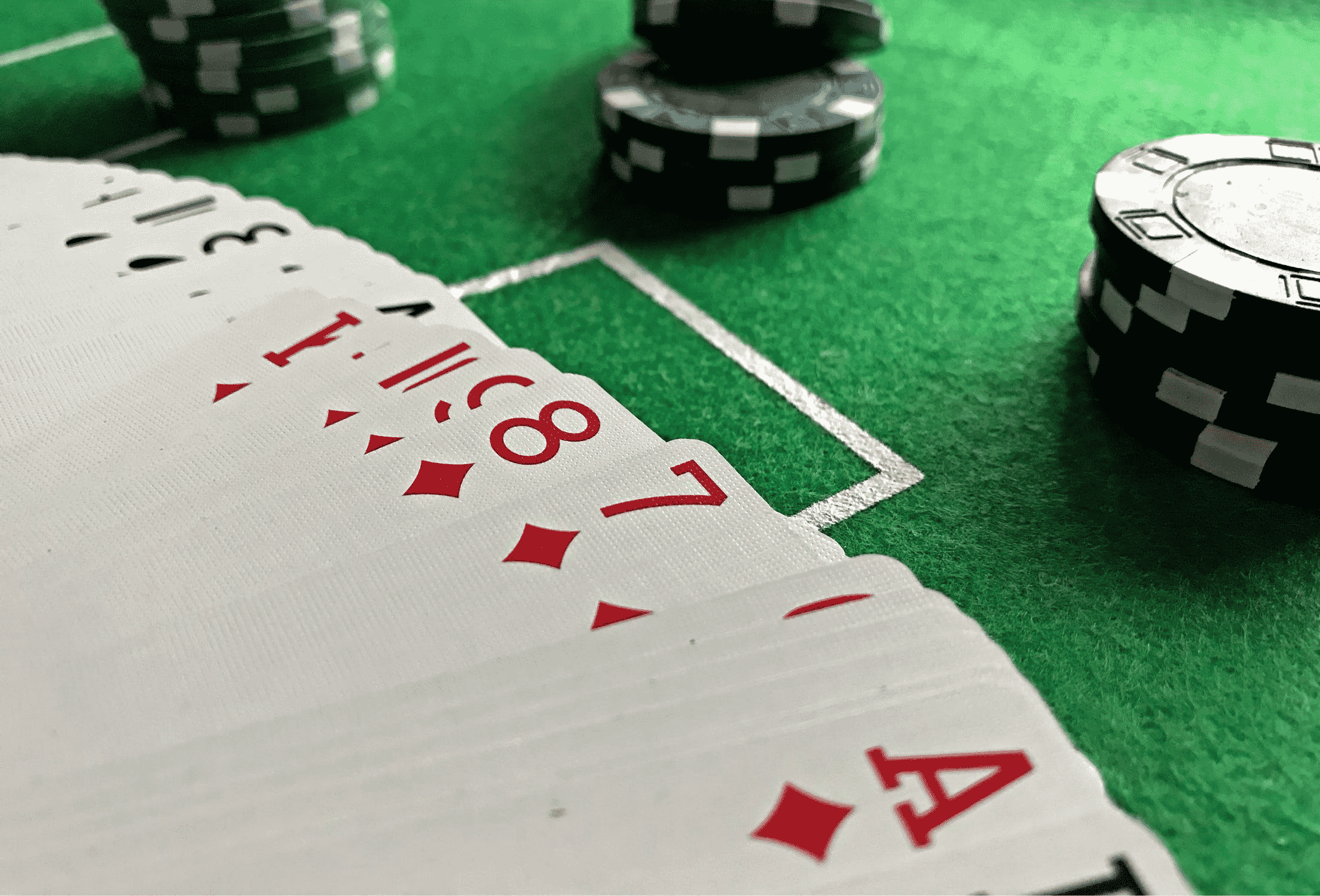 Choosing the best casino game for winning using mathematical probabilities