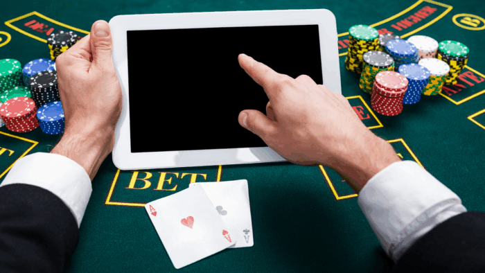 Online casino Transform from Simple Machines into Complex Interactive Gaming Experiences